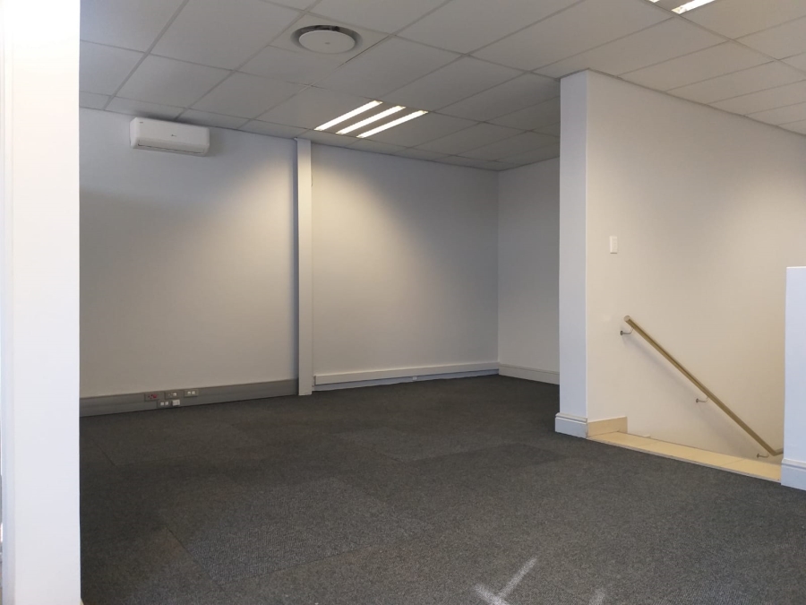 To Let Commercial Property for Rent in Stikland Western Cape